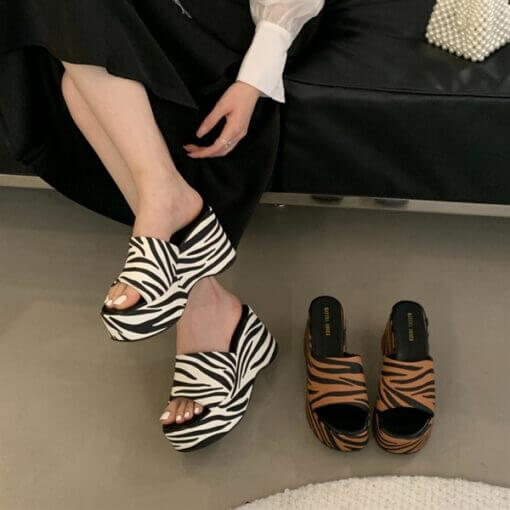 XUỒNG XUON08