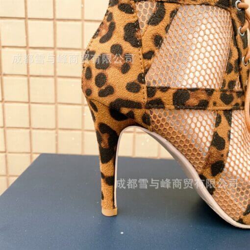 BOOT024