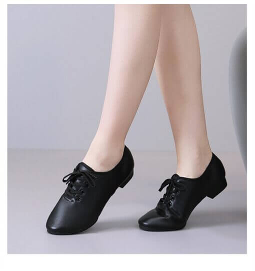 GIÀY TẬP TN023